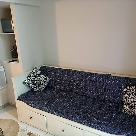 Agreable Et Paisible Studio Franqueville-Saint-Pierre Екстериор снимка
