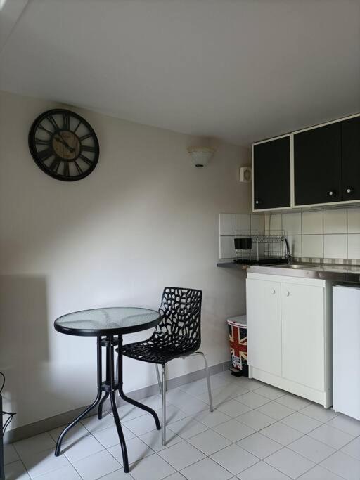 Agreable Et Paisible Studio Franqueville-Saint-Pierre Екстериор снимка
